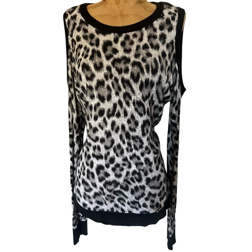 MICHAEL Michael Kors Black and White Cold Shoulder Animal Print Blouse EUC L